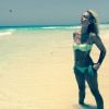 Caroline Receveur sexy en bikini sur Instagram, le 31 juillet 2014