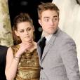  Robert Pattinson et Kristen Stewart lors d'une avant-première de Twilight 5 
