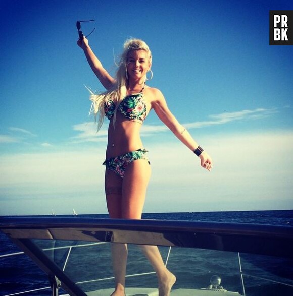 Jessica (Les Marseillais en Thaïlande) sexy en bikini sur Instagram, le 14 septembre 2014