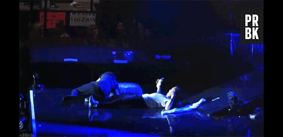 One Direction : grosse chute sur scène