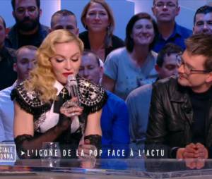 Madonna en larmes remercie Luz dans le Grand Journal