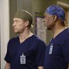 Grey's Anatomy saison 11, épisode 14 : Kevin McKidd et James Pickens Jr sur une photo