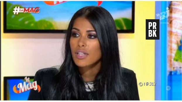 Ayem Nour : elle dément sa tentative de suicide et confirme être toujours en couple avec Vincent Miclet sur le plateau du Mag de NRJ12, le 12 mars 2015
