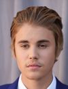  Justin Bieber pose sur le tapis-rouge du Comedy Central Roast le 14 mars 2015 