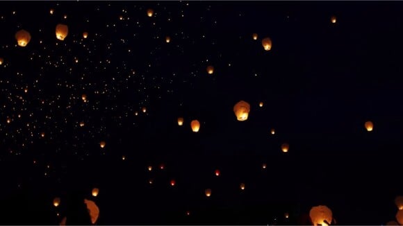 Fête des Lanternes : la vidéo sublime d'un ciel étoilé un peu particulier aux Etats-Unis...