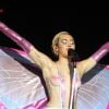 Miley Cyrus seins nus en concert à l'Adult Swim Upfront After Party à New York, le 13 ami 2015