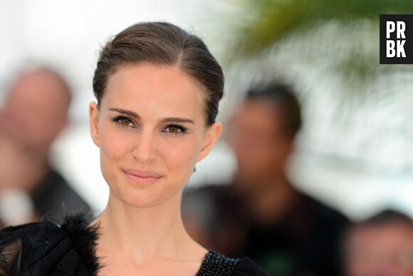 Natalie Portman très sexy lors du photocall du film A Tale of Love and Darkness le dimanche 17 mai au Festival de Cannes