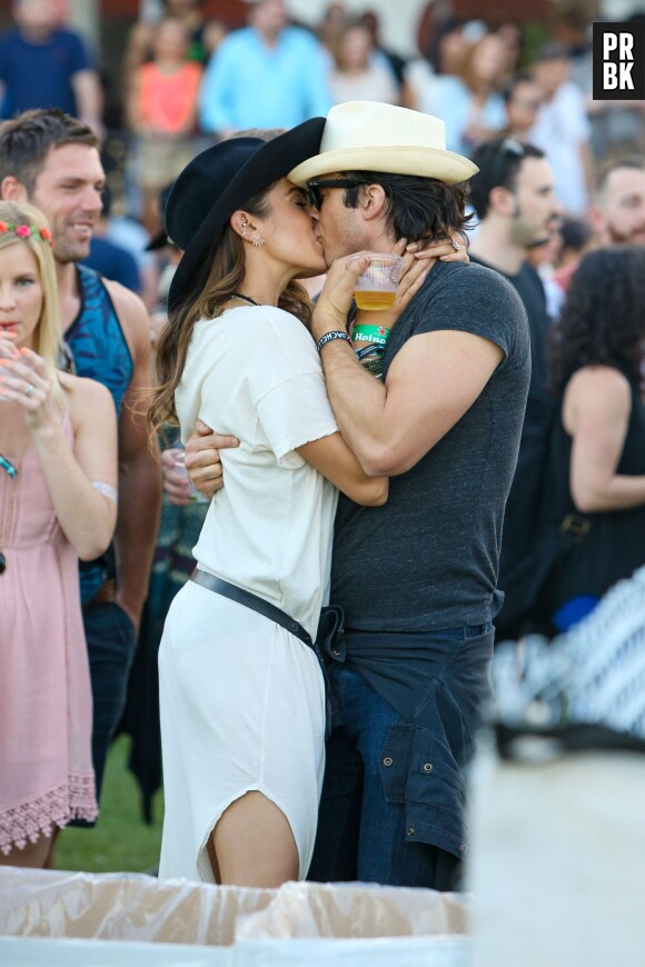 Ian Somerhalder et Nikki Reed amoureux au Festival Coachella en 2015