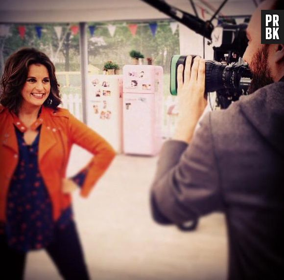 Le Meilleur Pâtissier : Faustine Bollaert et Cyril Lignac pendant le tournage de la saison 4