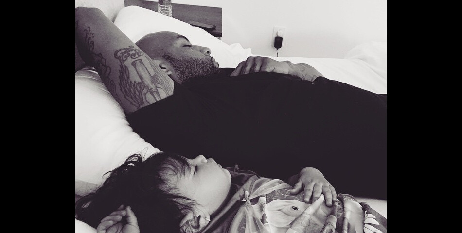 Booba : papa gaga avec sa fille Luna sur Instagram, le 21 mars 2015