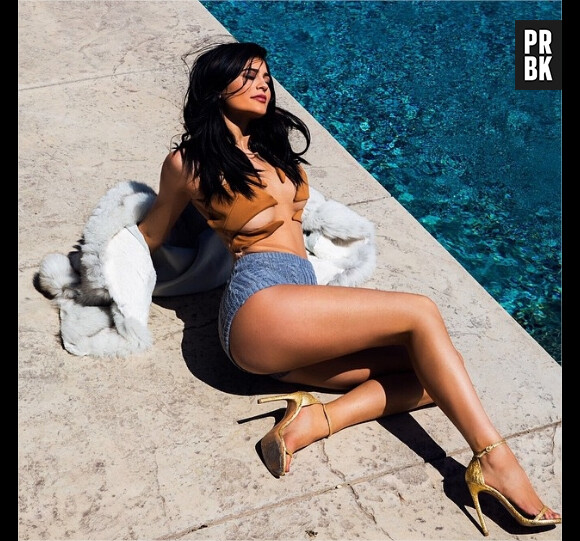 Kylie Jenner sexy sur Instagram pour un photoshoot