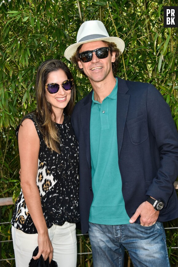 Gustavo Kuerten et sa femme Mariana Soncini à Roland Garros le 7 juin 2015