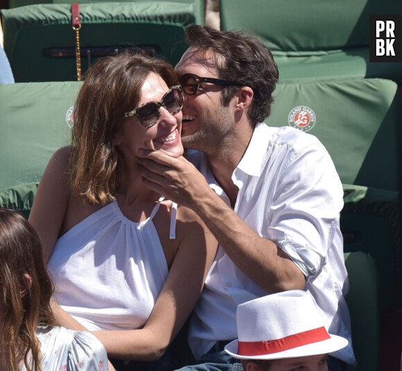 Nicolas Bedos et Doria Tillier complices à Roland Garros le 6 juin 2015