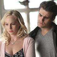The Vampire Diaries saison 7 : Candice Accola fan du couple Stefan/Caroline