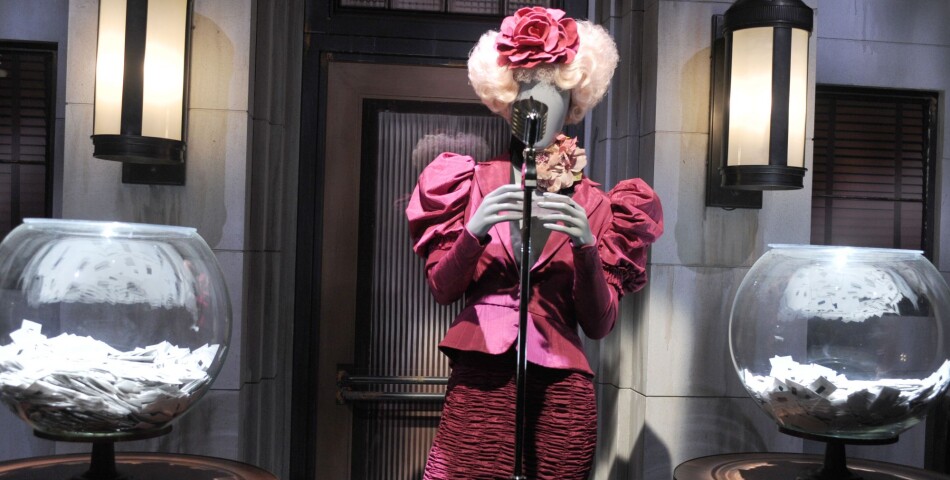 Hunger Games : le costume d&#039;Effie lors de la Moisson du premier volet à l&#039;exposition à New York