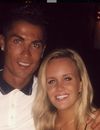 Cristiano Ronaldo dîne avec une belle blonde à Las Vegas... après avoir retrouvé son portable