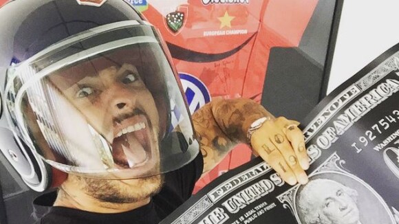 Thibault (Les Anges 7) perd son million sur Instagram : il réagit avec un coup de gueule délirant