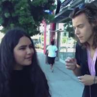 Harry Styles recadré par une fan en plein selfie : la vidéo insolite qui énerve les Directioners
