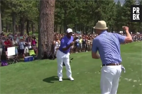 Justin Timberlake et Alfonso Ribeiro : danse à la carlton en plein tournoi de golf American Century Celebrity, le 17 juillet 2015