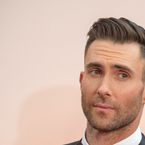 Adam Levine change de tête : le mari de Behati Prinsloo s'est rasé les cheveux