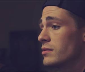 Colton Haynes (Arrow) chante