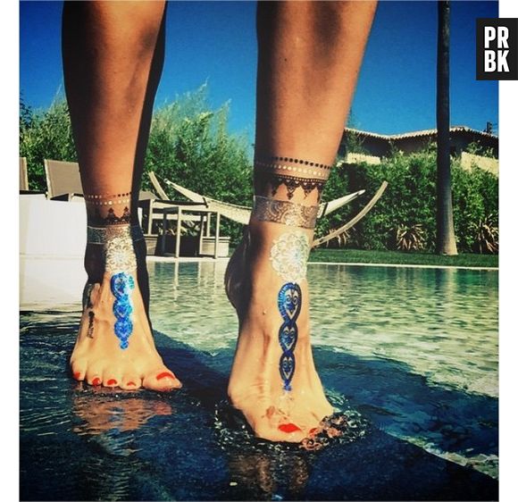 Emilie Nef Naf : sexy sur Instagram pour vendre ses tatouages éphémères