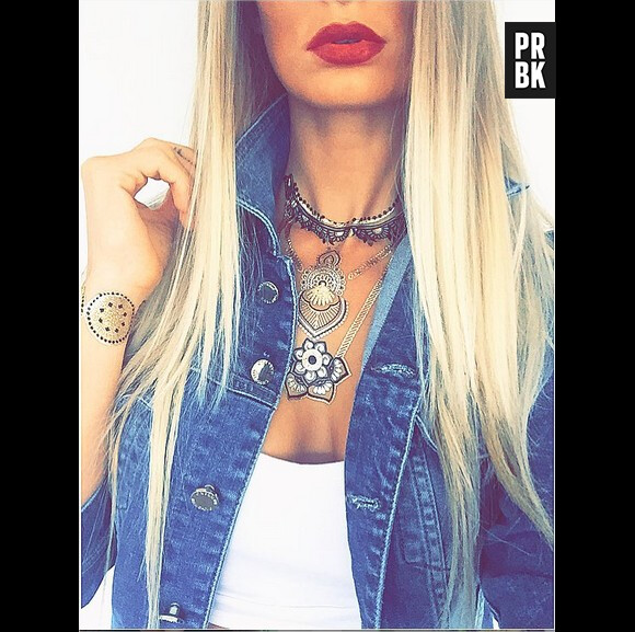 Emilie Nef Naf : sexy sur Instagram pour dévoiler ses tatouages éphémères