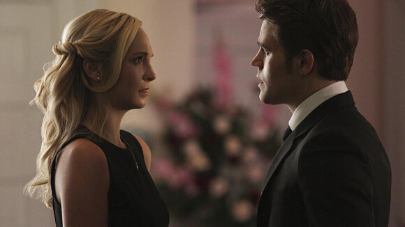 The Vampire Diaries saison 7 : un bébé pour Stefan et Caroline ? Candice Accola réagit aux rumeurs