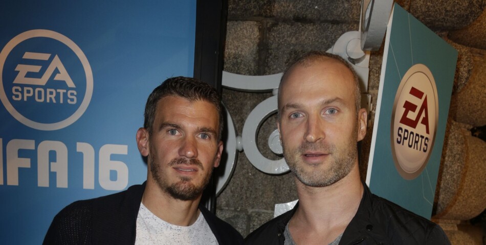 FIFA 16 : Nicolas Douchez et Thierry Omeyer à la soirée de lancement le lundi 21 septembre au Faust à Paris