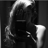 Gigi Hadid topless : la petite-amie de Joe Jonas affole Instagram avec une photo sexy