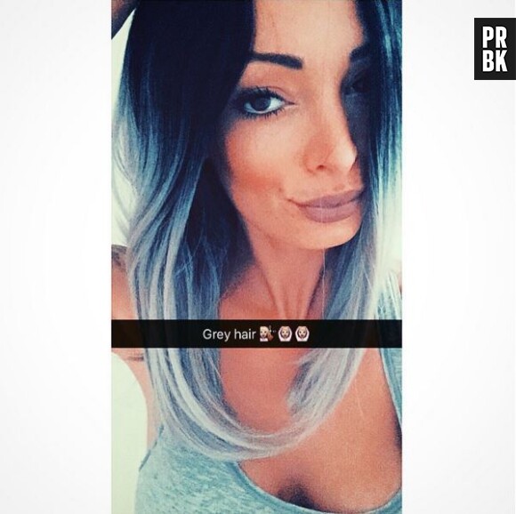 Emilie Nef Naf dévoile ses cheveux gris sur Instagram, le 3 novembre 2015
