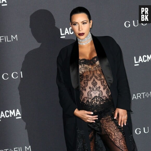 Kim Kardashian enceinte et transparente pour une soirée le 7 novembre 2015