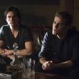 The Vampire Diaries saison 7, épisode 7 : Damon (Ian Somerhalder) et Stefan (Paul Wesley) sur une photo