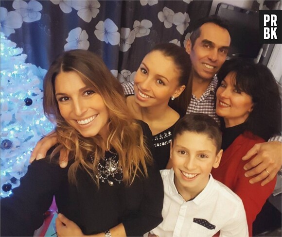 Laury Thilleman fête Noël en famille sur Instagram