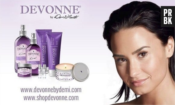 Demi Lovato fait la pub de Devonne by Demi, sa marque de cosmétiques