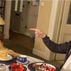 Absolutely Anything en DVD : Simon Pegg fait tout ce qu'il veut dans cette comédie délirante