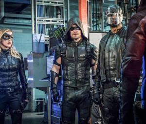 Arrow saison 4 : le retour de Roy dans l'épisode 12 se dévoile