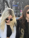 Kendall Jenner blonde et Gigi Hadid brune pour la Paris fashion week le jeudi 3 mars 2016