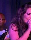 Kim (Les Marseillais South Africa) en plein concert dans un club de jazz