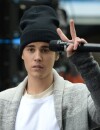     Justin Bieber : Sa violente chute sur scène !    