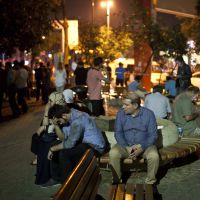 Leila Ben Khalifa, Louane, Kevin Razy... vive émotion des stars après l&#039;attentat d&#039;Istanbul 😭