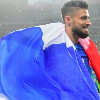 Rayane Bensetti, Matthieu Delormeau, Kev Adams : Les stars derrière les Bleus pour France-Islande ⚽