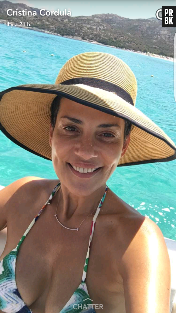 Cristina Cordula en bikini et sans maquillage sur Snapchat, elle est "maginfaïk" !