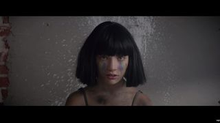 Clip "The Greatest" : Sia rend hommage aux victimes de la tuerie d'Orlando ?