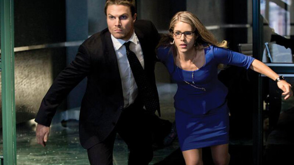 Arrow saison 5 : plus aucun espoir pour un couple Oliver/Felicity ?