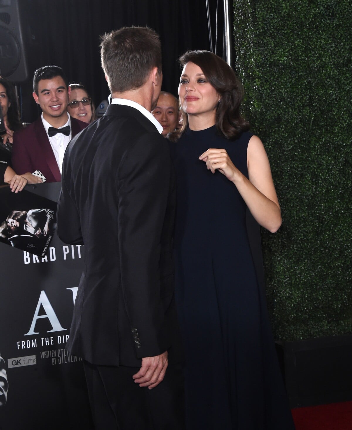 Photo Marion Cotillard Et Brad Pitt Sur Le Red Carpet Pour Leur Film photo-marion-cotillard-et-brad-pitt-sur-le-red-carpet-pour-leur-film