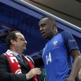Blaise Matuidi en larmes devant Françoois Hollande après la finale perdue de l'Euro 2016 France - Portugal