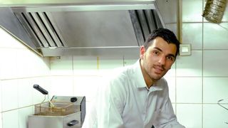 Hugo (L'Amour Food) : "Marina manque de confiance en elle donc elle montre tout"