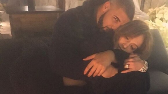 Drake et Jennifer Lopez un "faux couple" ? Ils auraient créé le buzz pour vendre des disques