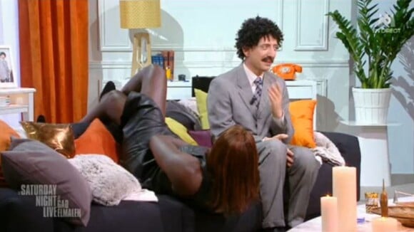 Saturday Night Live : Ahmed Sylla génial en Karine Le Marchand, qu'a-t-elle pensé de sa parodie ?